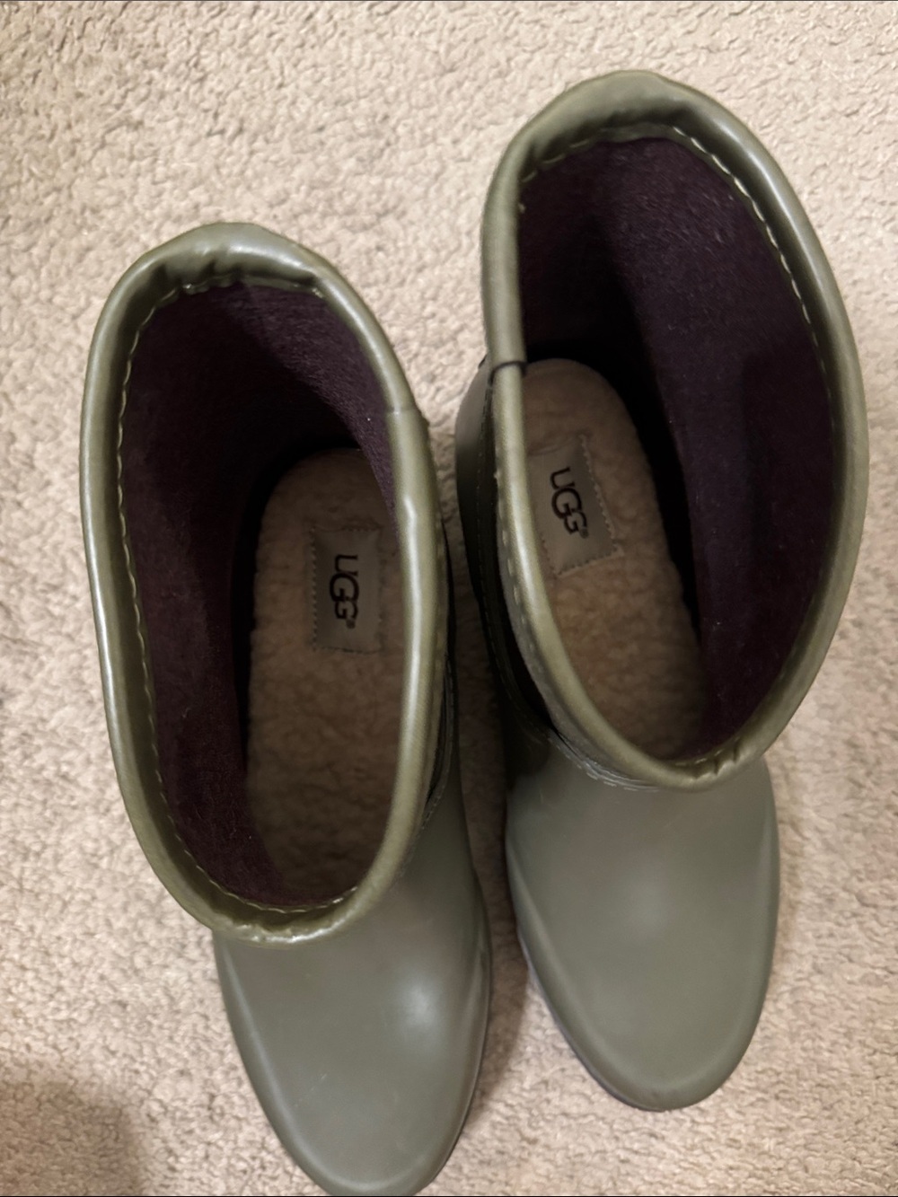UGG Green Short Waterproof Ankle Boots - Picture 5 of 13